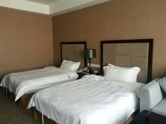 光彩商务酒店主图