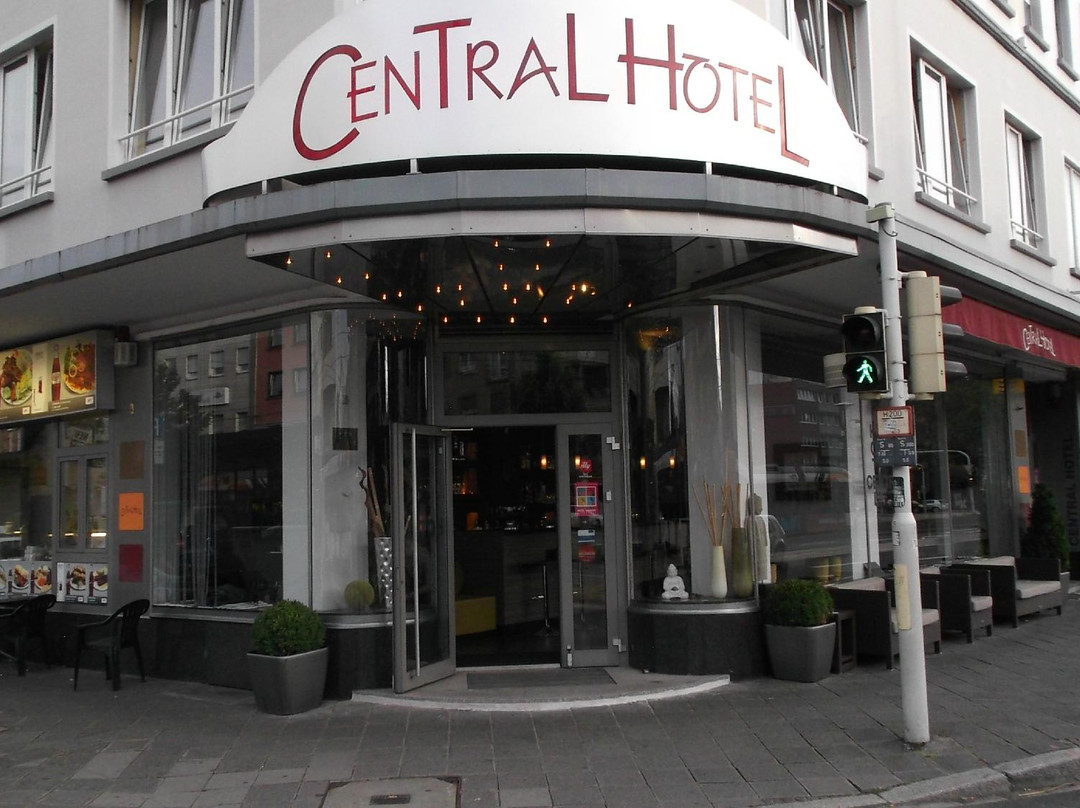 Central Hotel