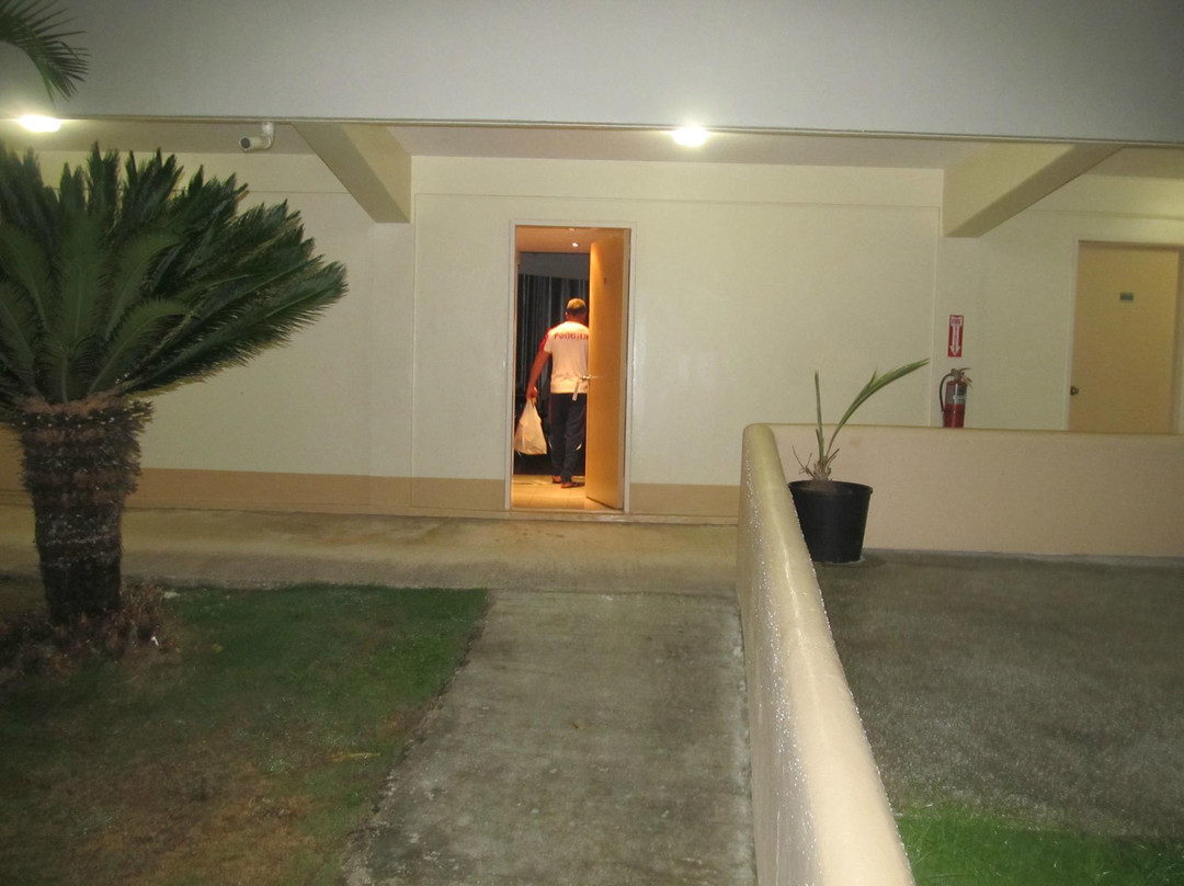 太阳宫殿酒店主图