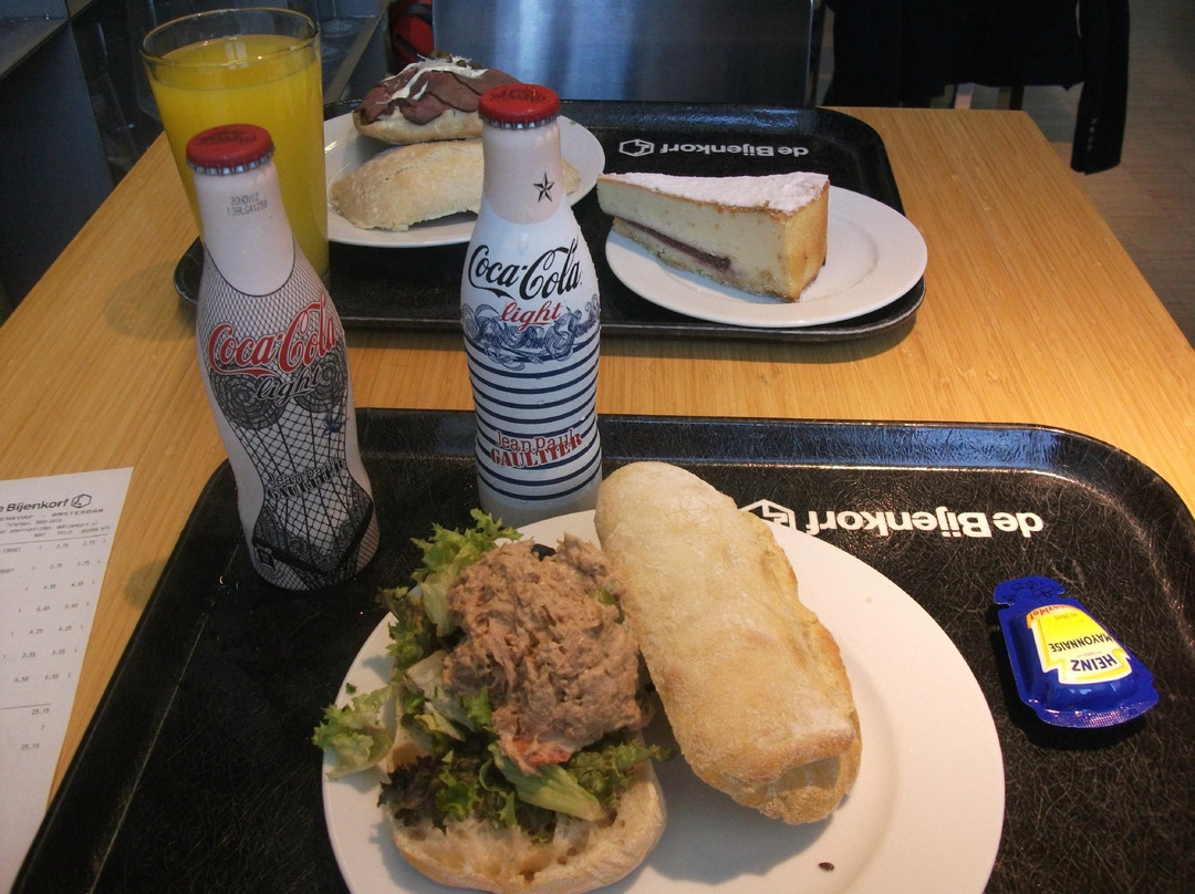 De Bijenkorf-阿姆斯特丹必去景点