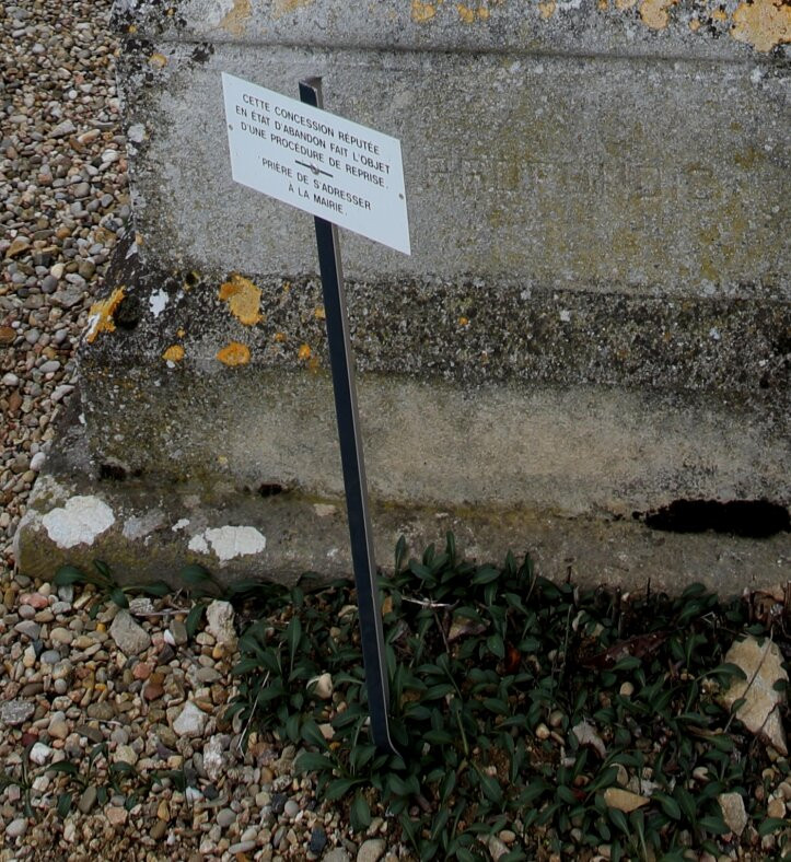 Cimetière de Savianges景点图片
