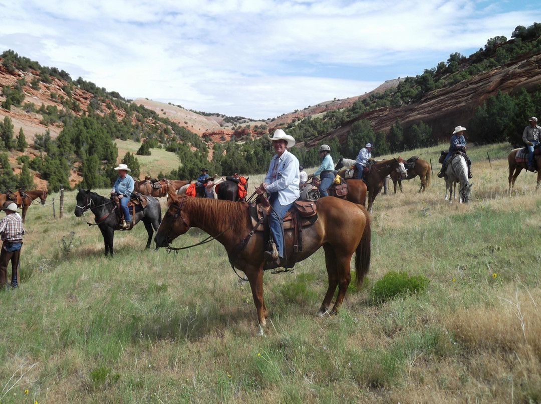 Outlaw Trail Ride-瑟莫波利斯必去景点