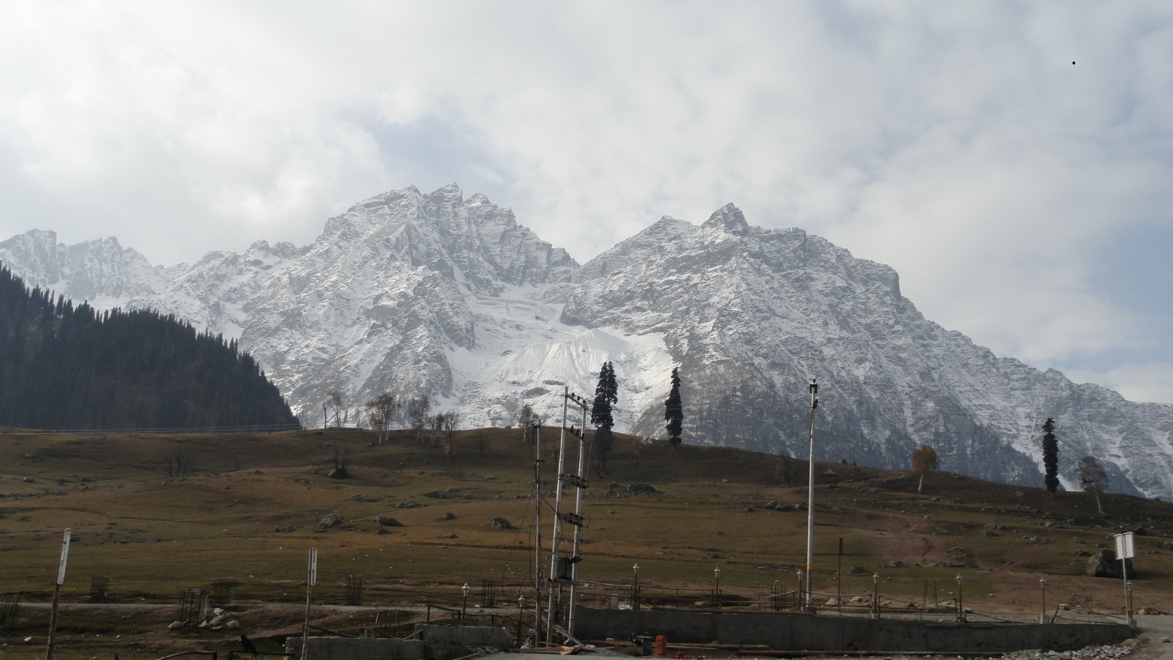 Hotel Sonamarg Palace-浴室