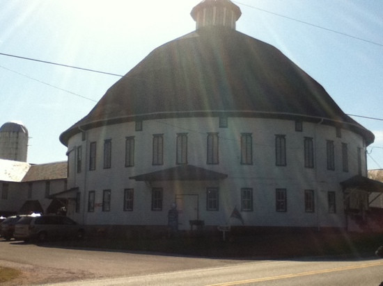 The Historic Round Barn & Farm Market景点图片