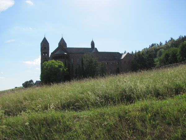 Benedictine Abbey of St. Hildegard-吕德斯海姆必去景点