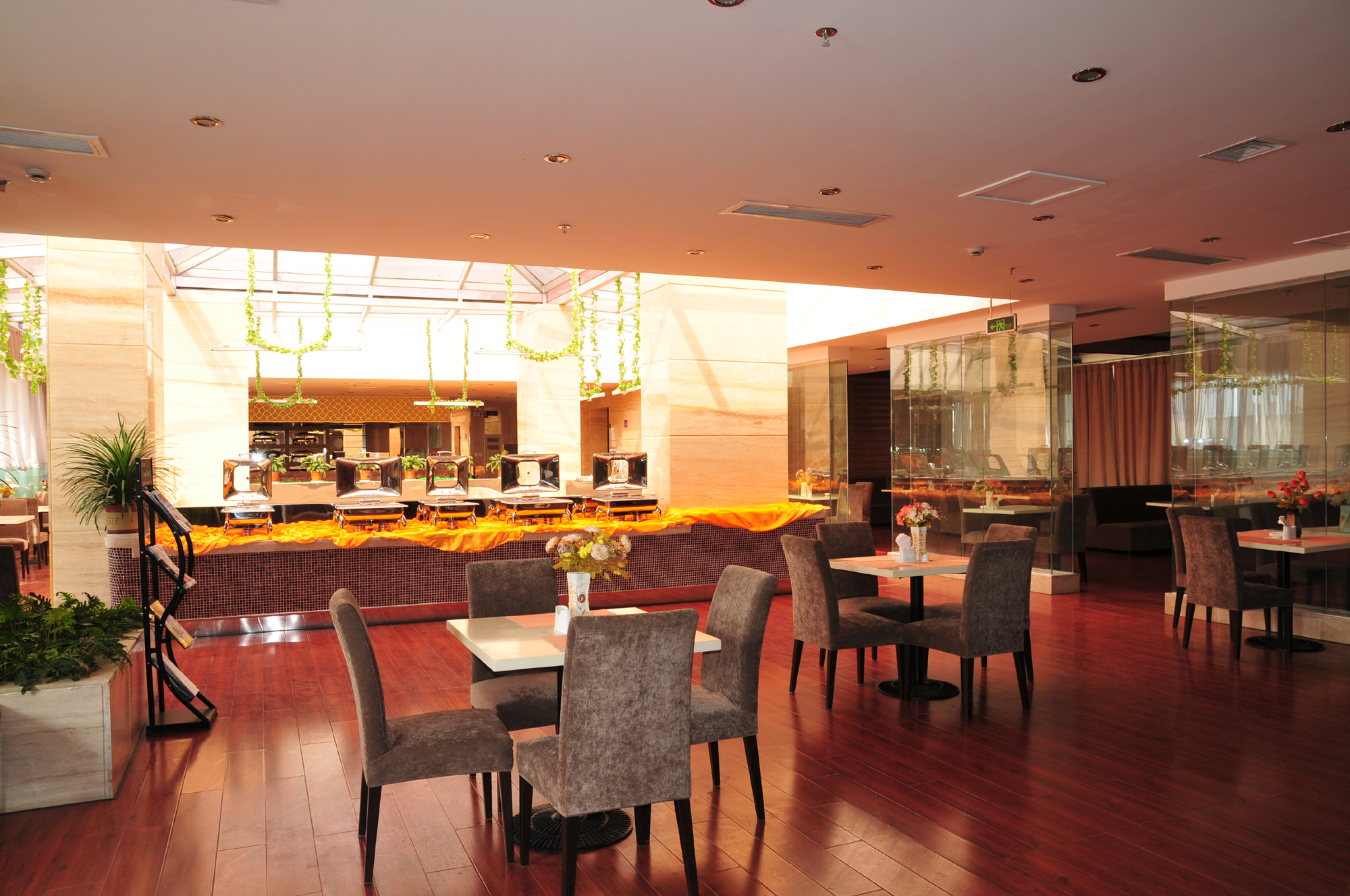 峄州大酒店-客卧