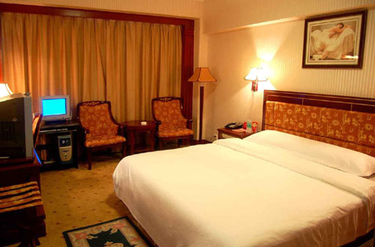 银河大酒店（南宁火车站）主图