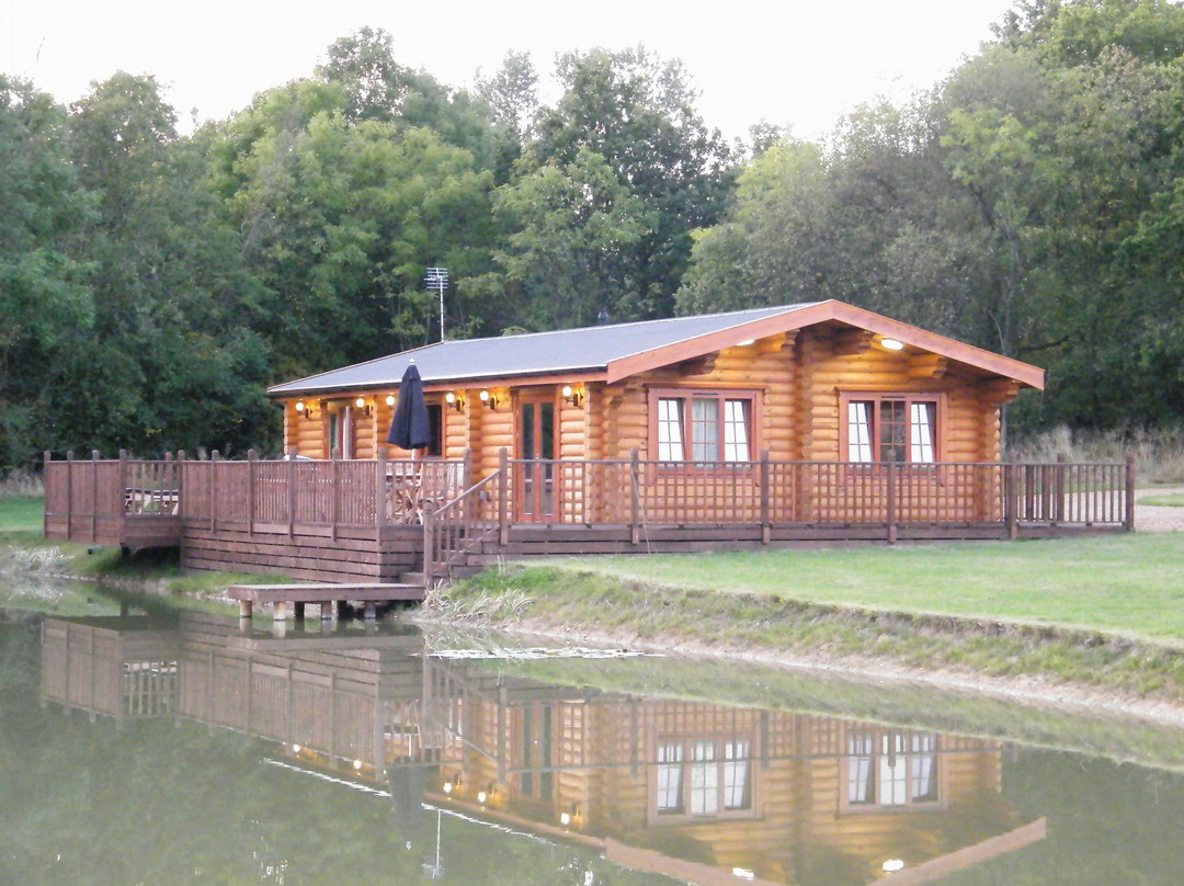 Stretton Lakes Holiday Lodges