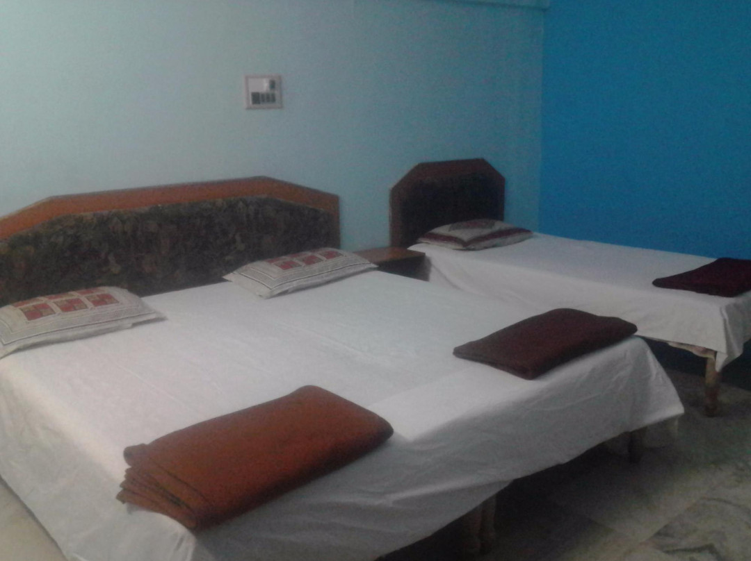 Kalpavruksha Lodge