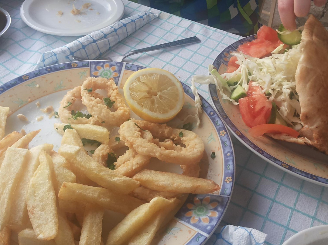 Alassa餐馆和美食-Souni Fish and Chips Grills