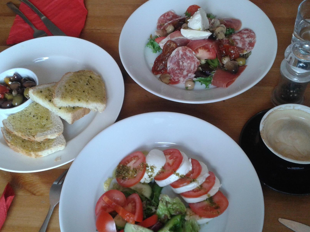 Cafe Amici