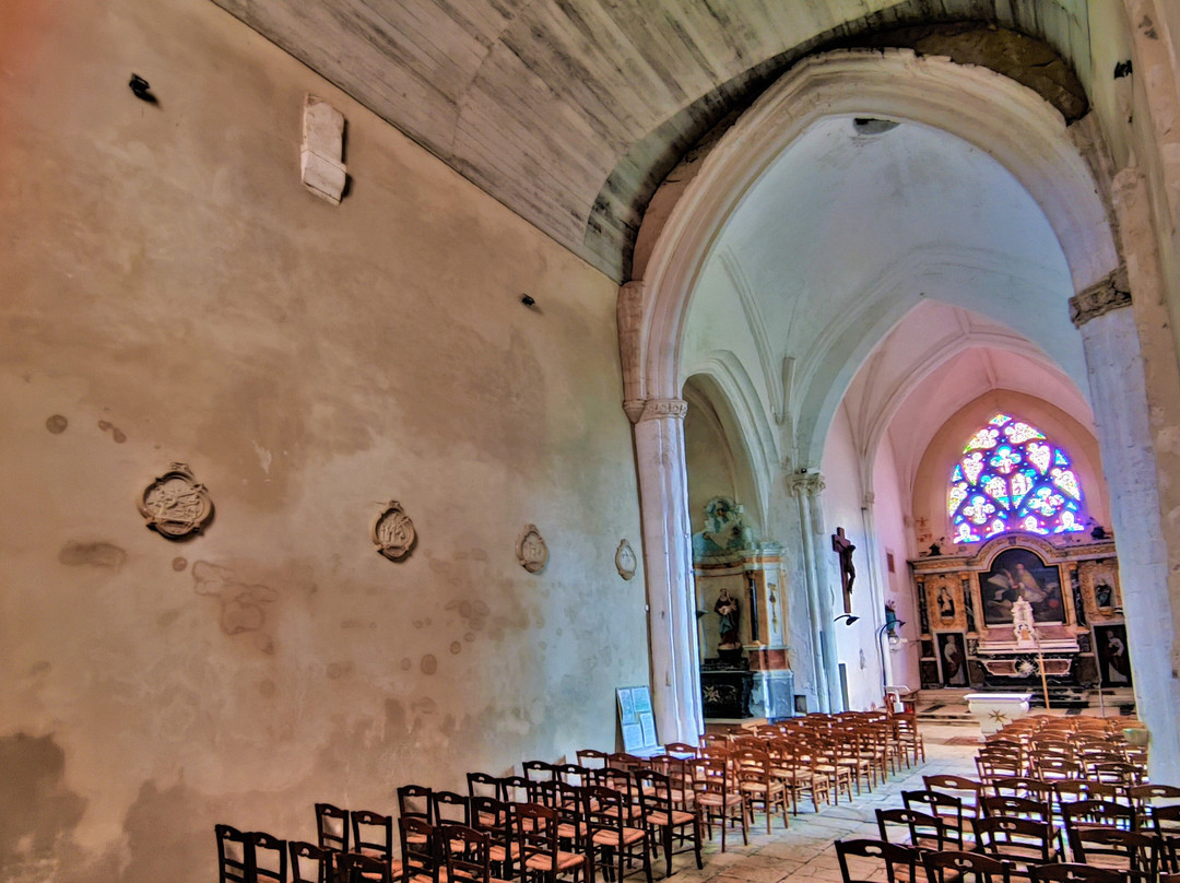 Eglise Saint-Aubin (La-Plaine)景点图片
