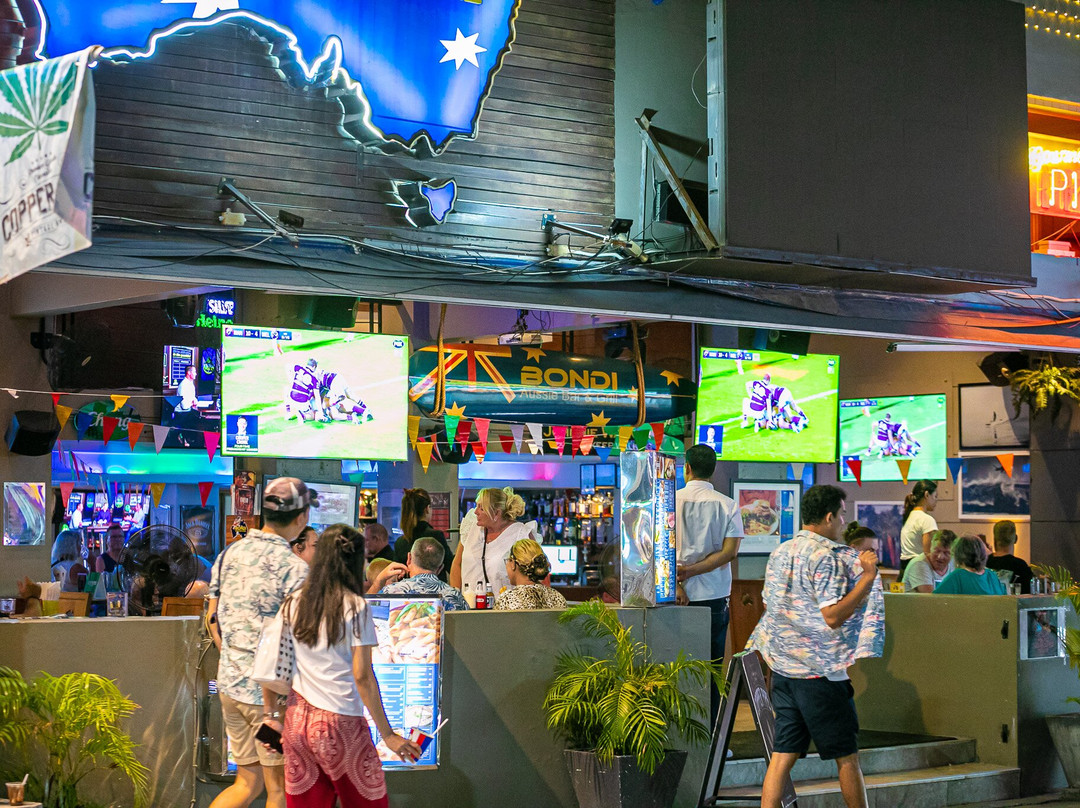 Bondi Aussie Bar & Grill, Chaweng Beach