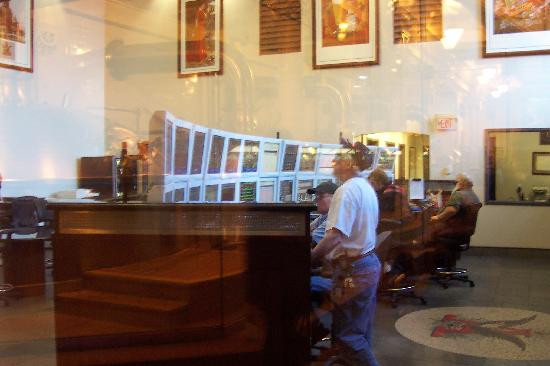 Budweiser Brewery Experience景点图片