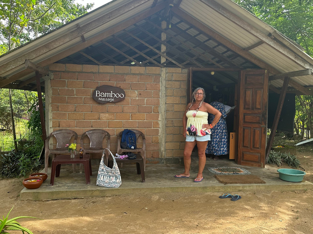 Bamboo Massage-亚洪加拉必去景点