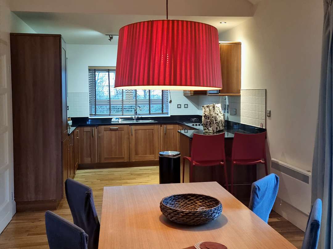 Trenython Manor主图