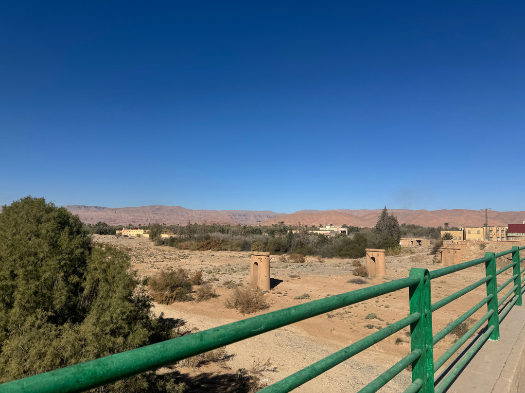 伊拉悉迪亚酒店住宿-Dar Yan