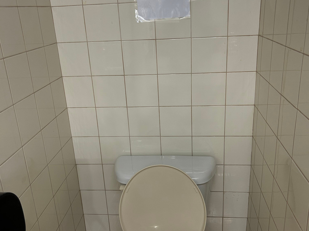 考伊琴湾海滨套房酒店主图