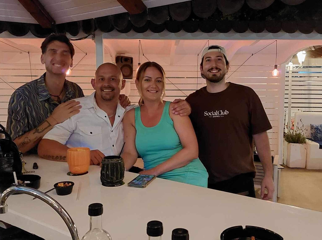 La Bussola Bar Koukounaries景点图片