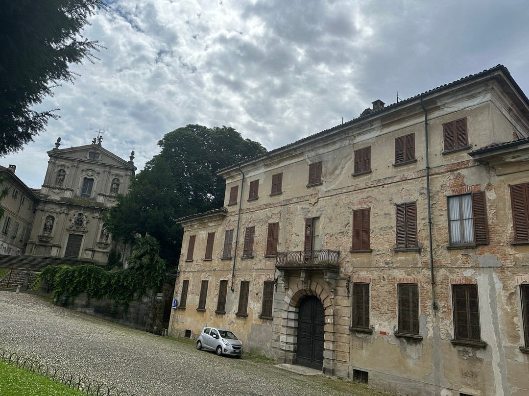 Palazzo De Capitani, Brivio, Carpegna - complesso景点图片