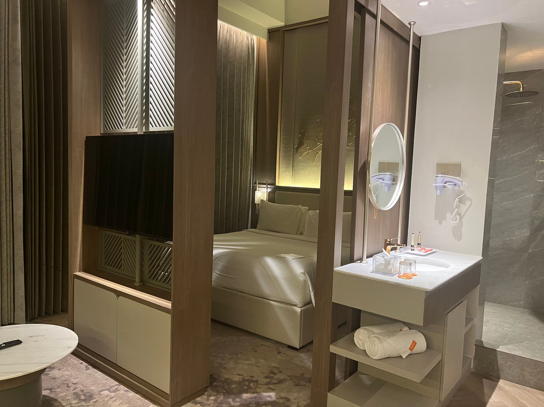 Harris Hotel & Conventions Gubeng Surabaya主图