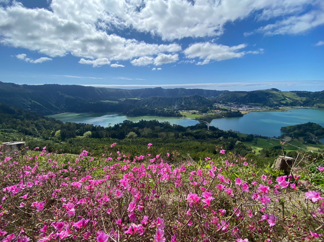 Miradouro Da Lagoa De Santiago-Sete Cidades必去景点