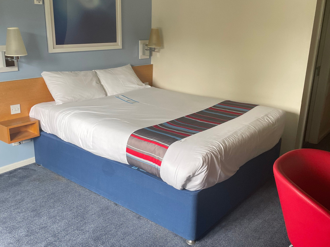 Travelodge Kinross M90 Hotel主图