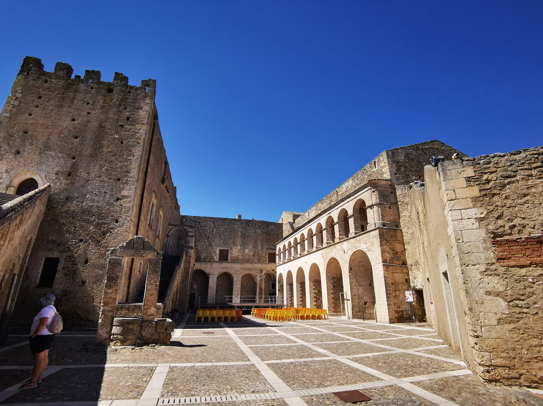 Castle of Malconsiglio-Miglionico必去景点