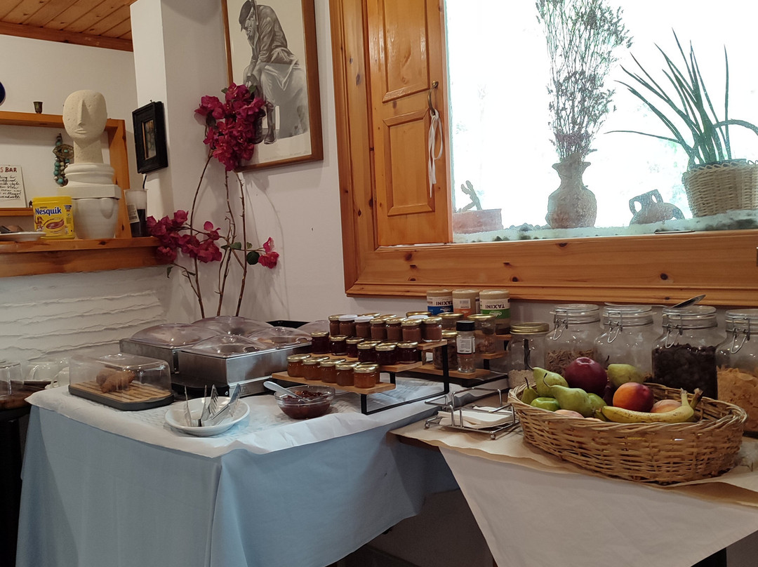 Leandros Hotel主图