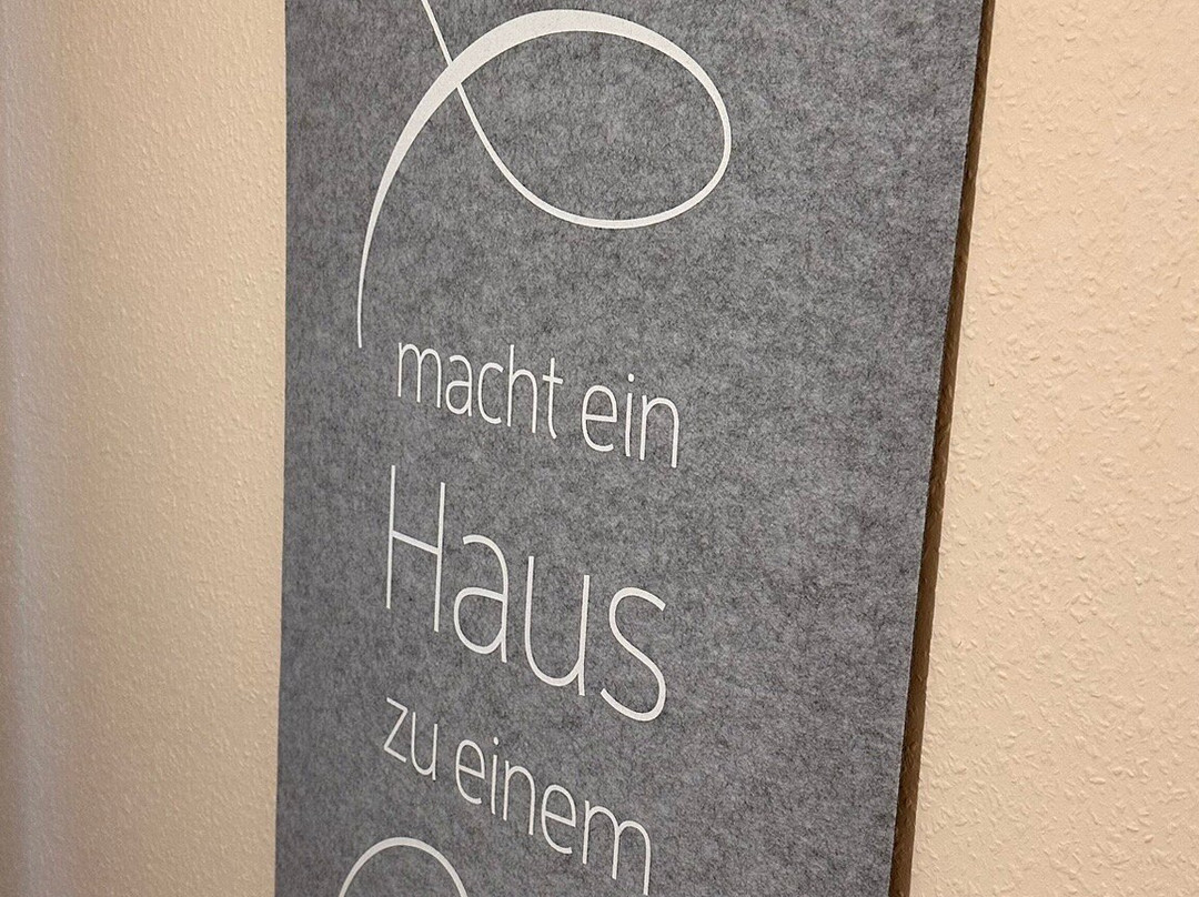 Hotel Garni Zum Grunen Baum主图