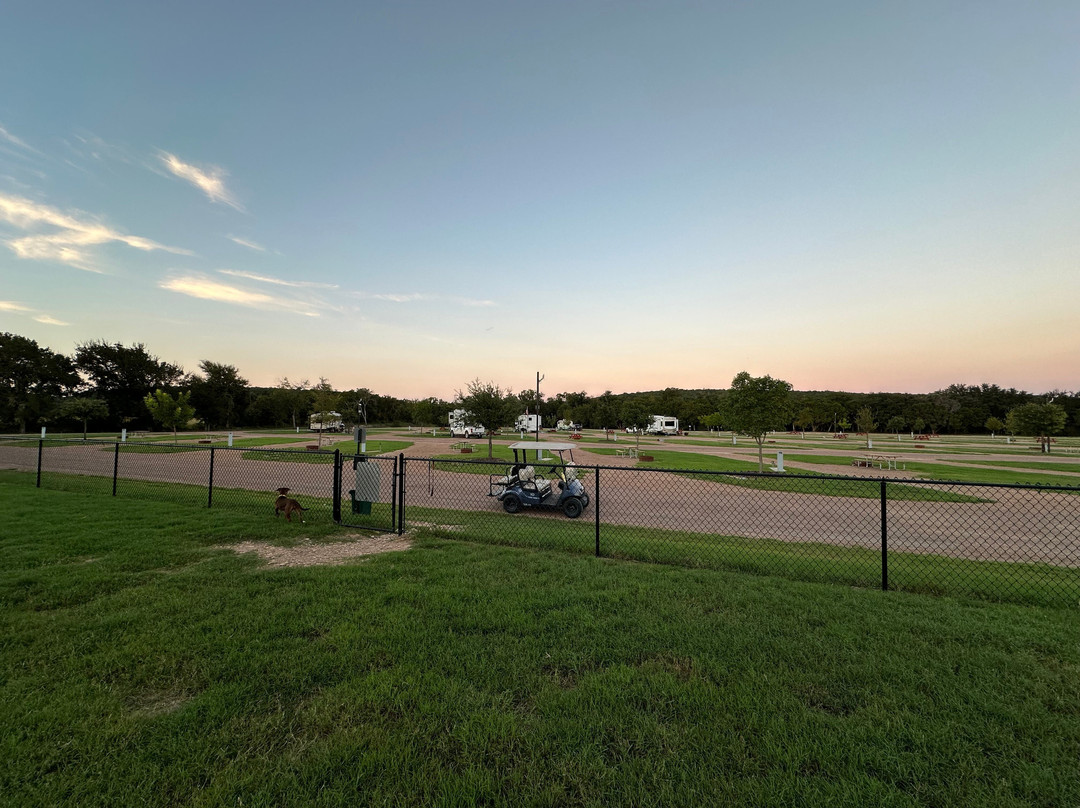 Dinosaur Valley RV Park-Glen Rose必去景点