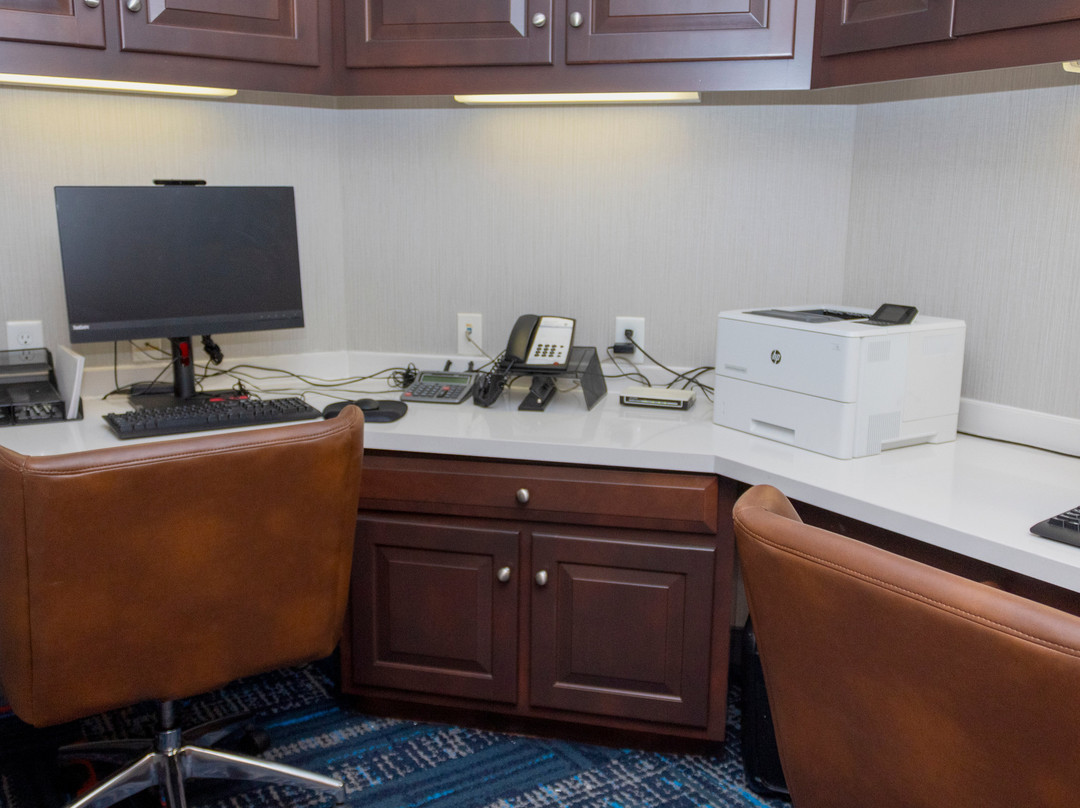 Hampton Inn & Suites Riverton主图