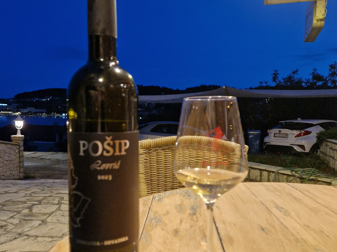 Lovrić Winery景点图片