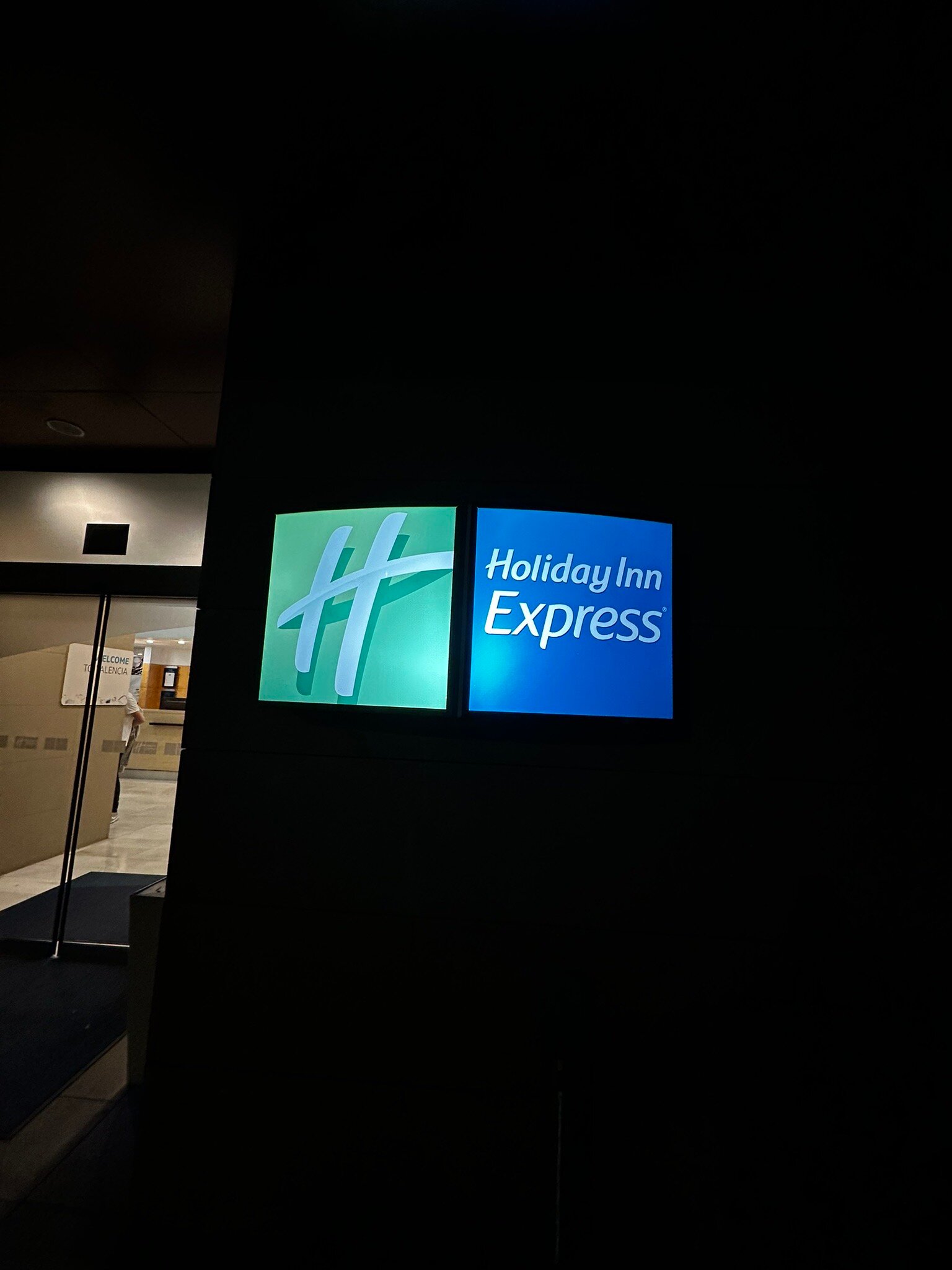 瓦伦西亚博内尔快捷假日酒店-官方