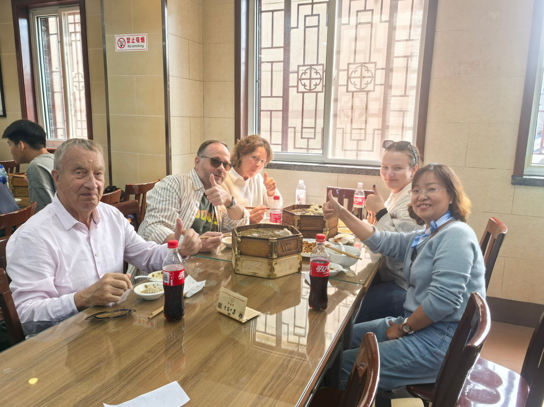 Travel Xi'an Guide-西安市必去景点