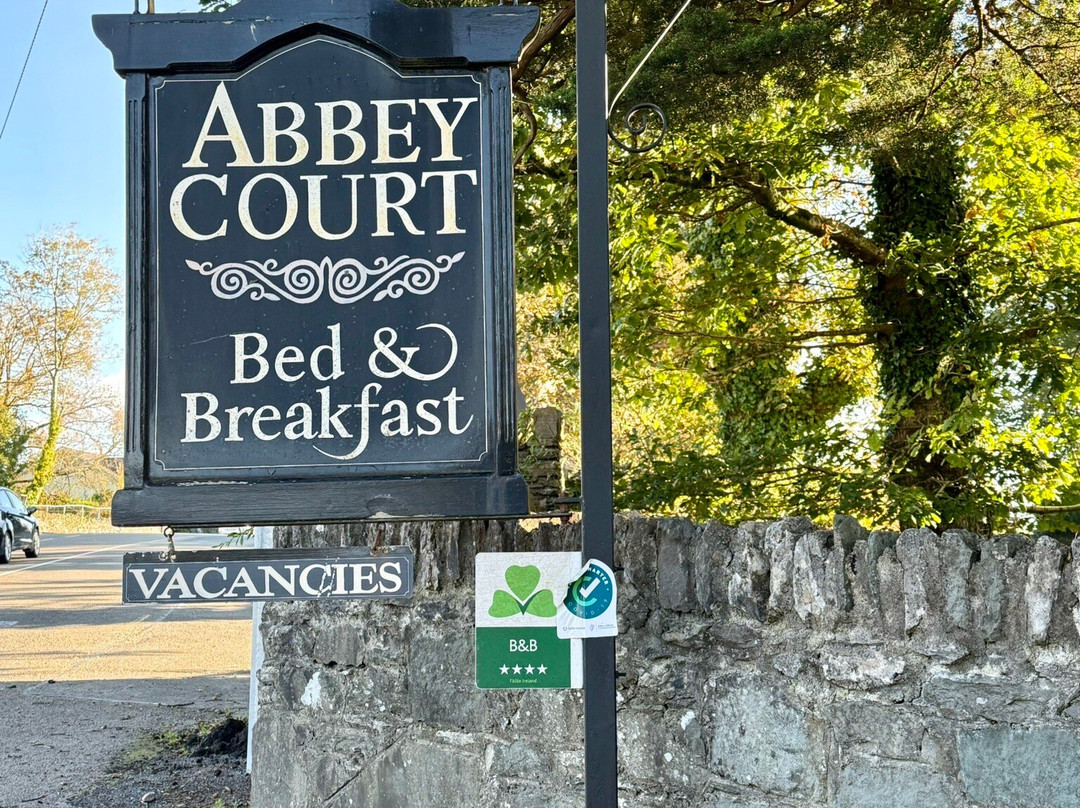 Abbey Court主图