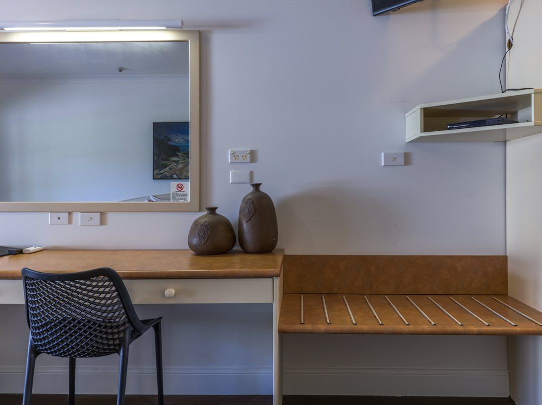 Bowen Inn Motel主图