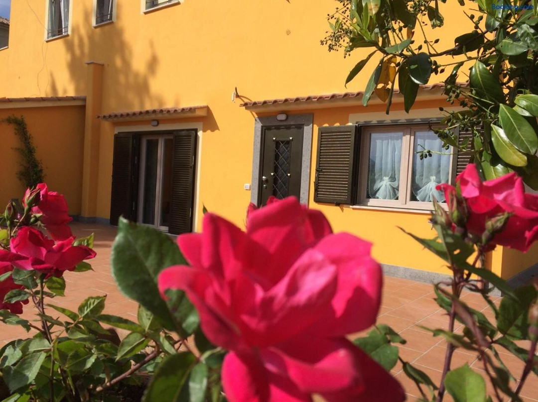 La Villetta Apartments