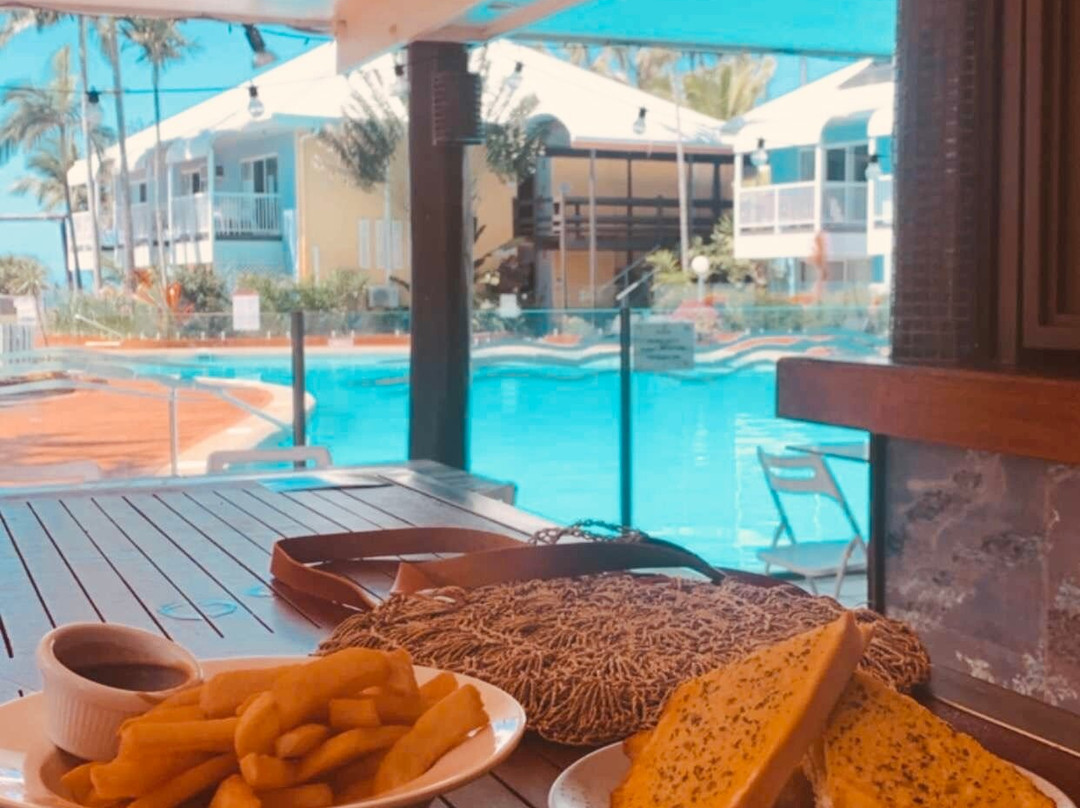 Dolphin Heads Resort主图