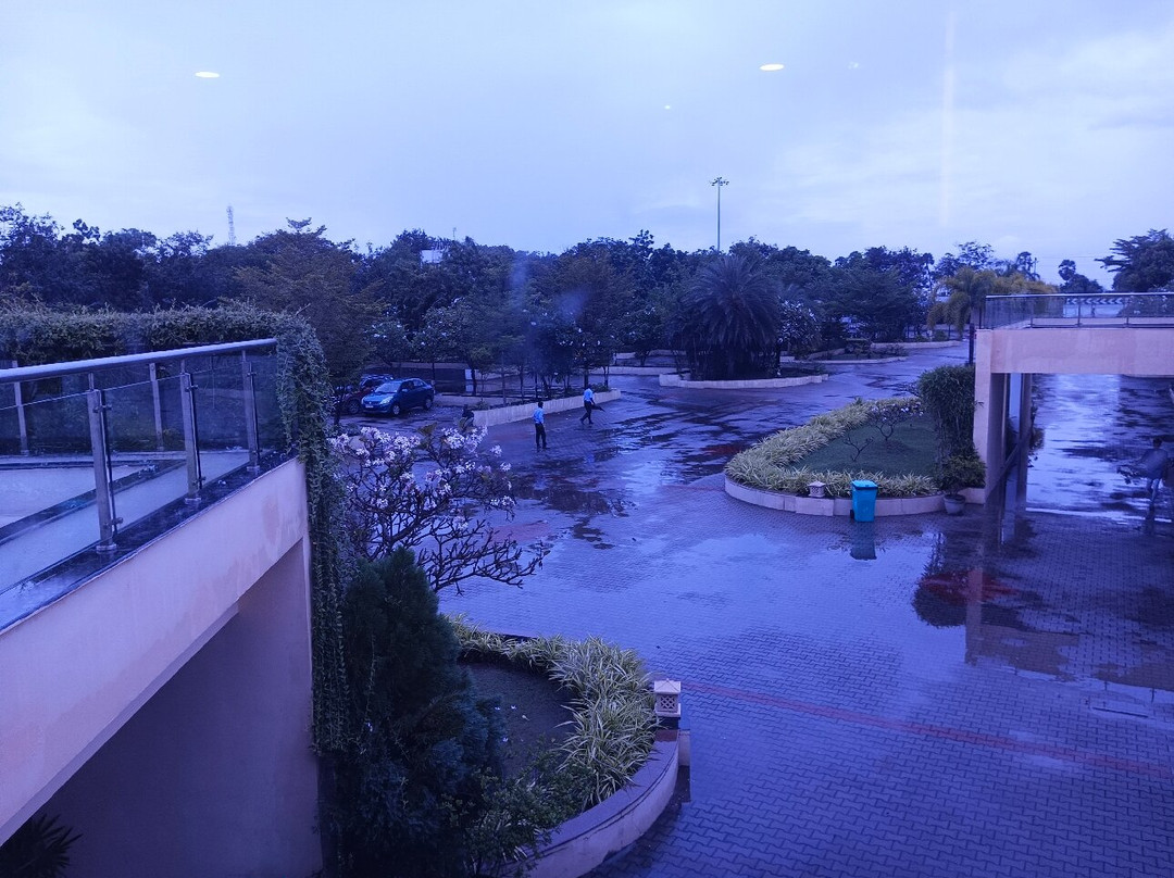 Landmark Pallavaa Beach Resorts主图