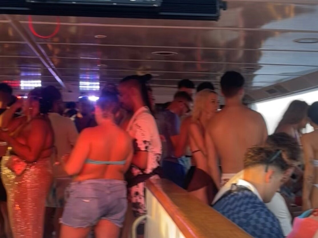 Lady Popi I Luxury Yacht Cyprus-拉纳加必去景点