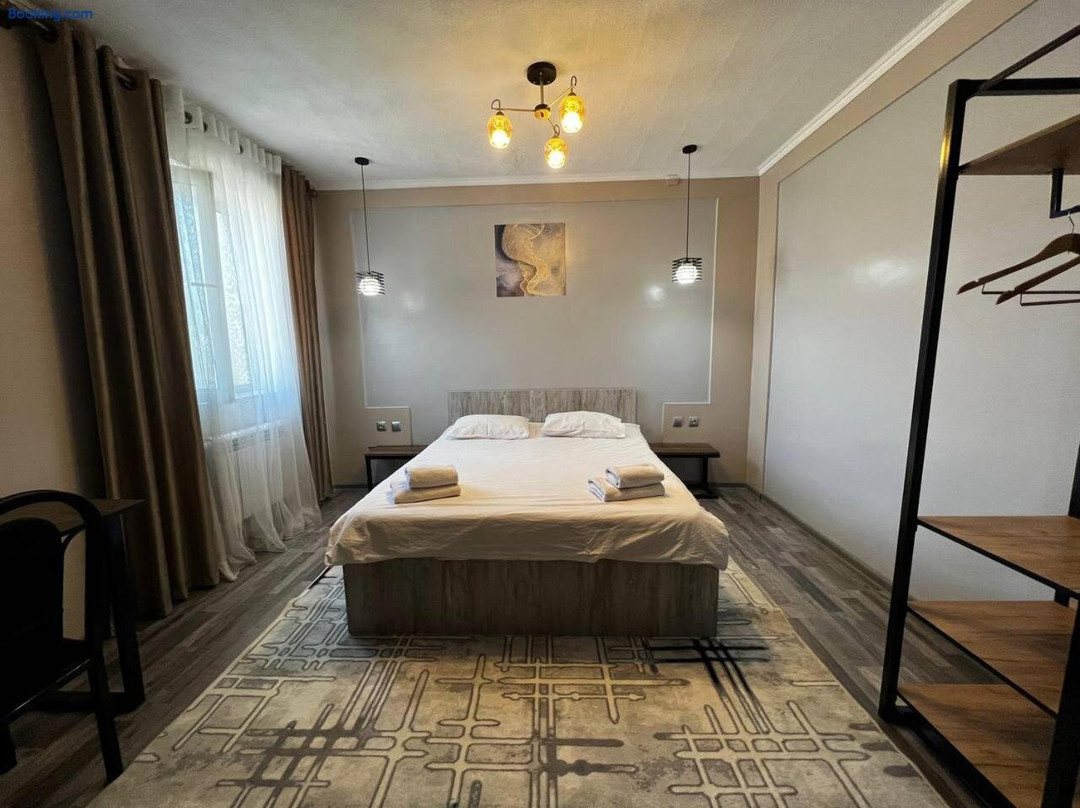 Ave Hotel