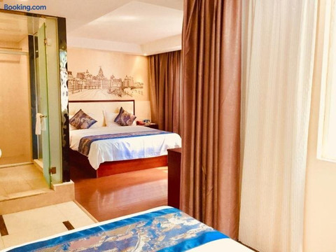 格林豪泰玉林金城商厦贝壳酒店主图