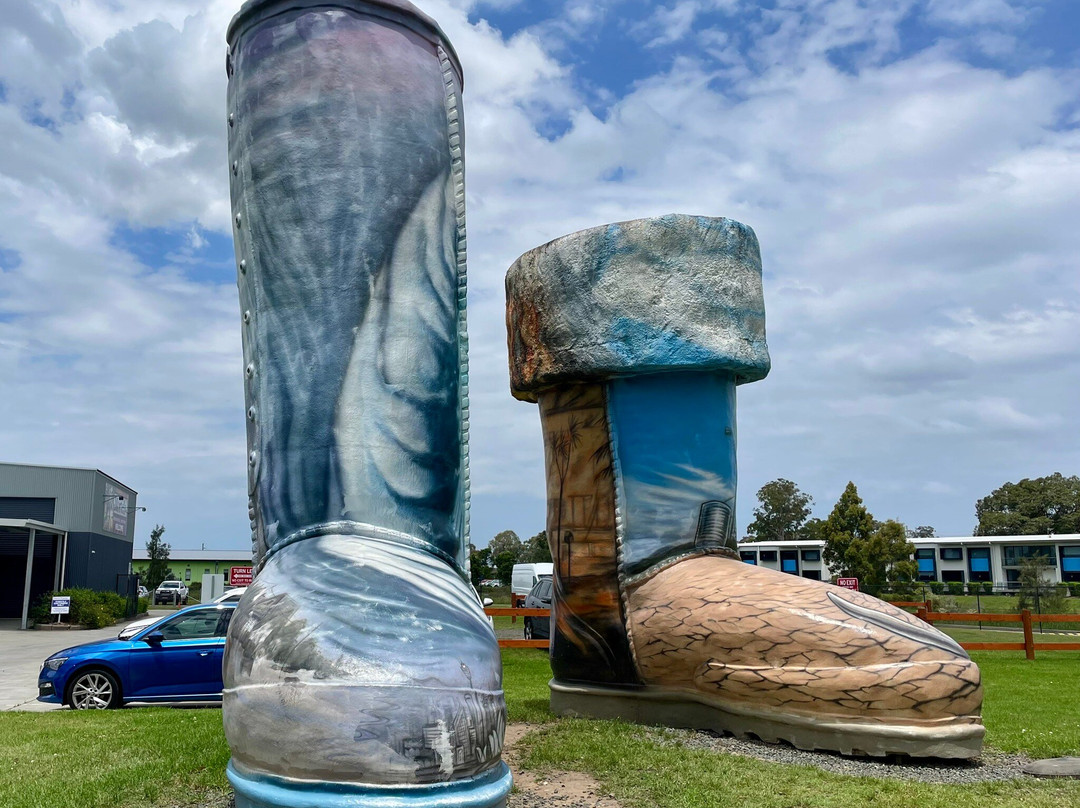 The Big UGG Boots景点图片