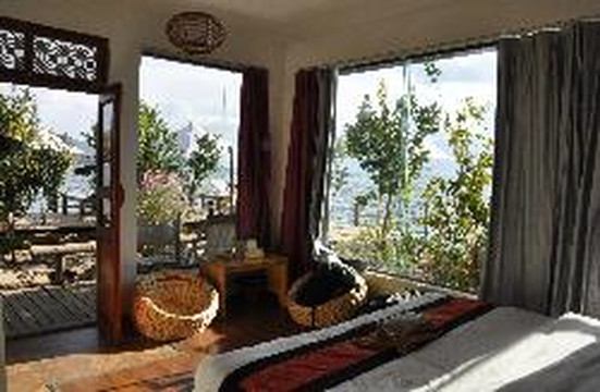 大理双廊风景区弓江岛海景客栈主图