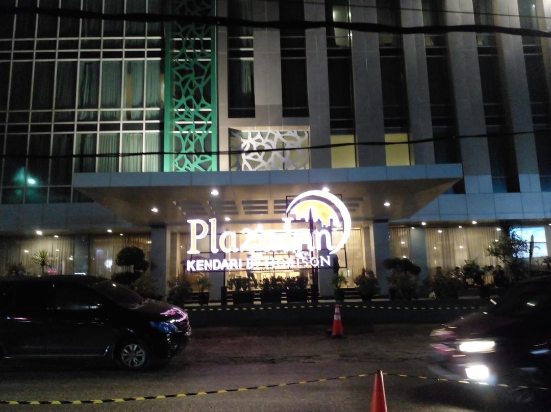 肯达里广场旅店主图