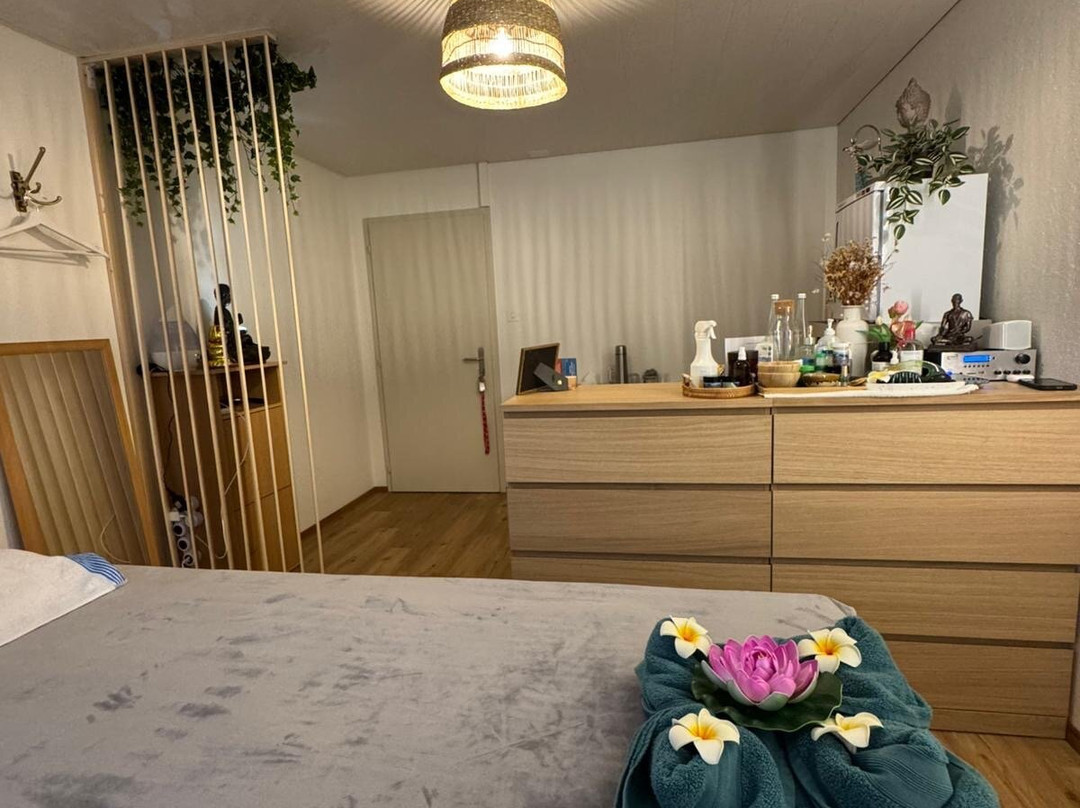 Touch Of Care Thaimassage-Altdorf必去景点