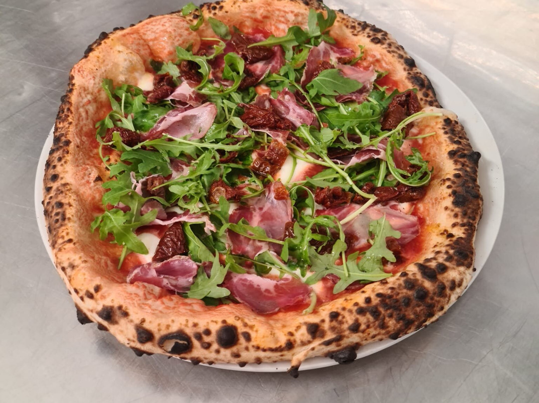 Dam -pizza Experience-