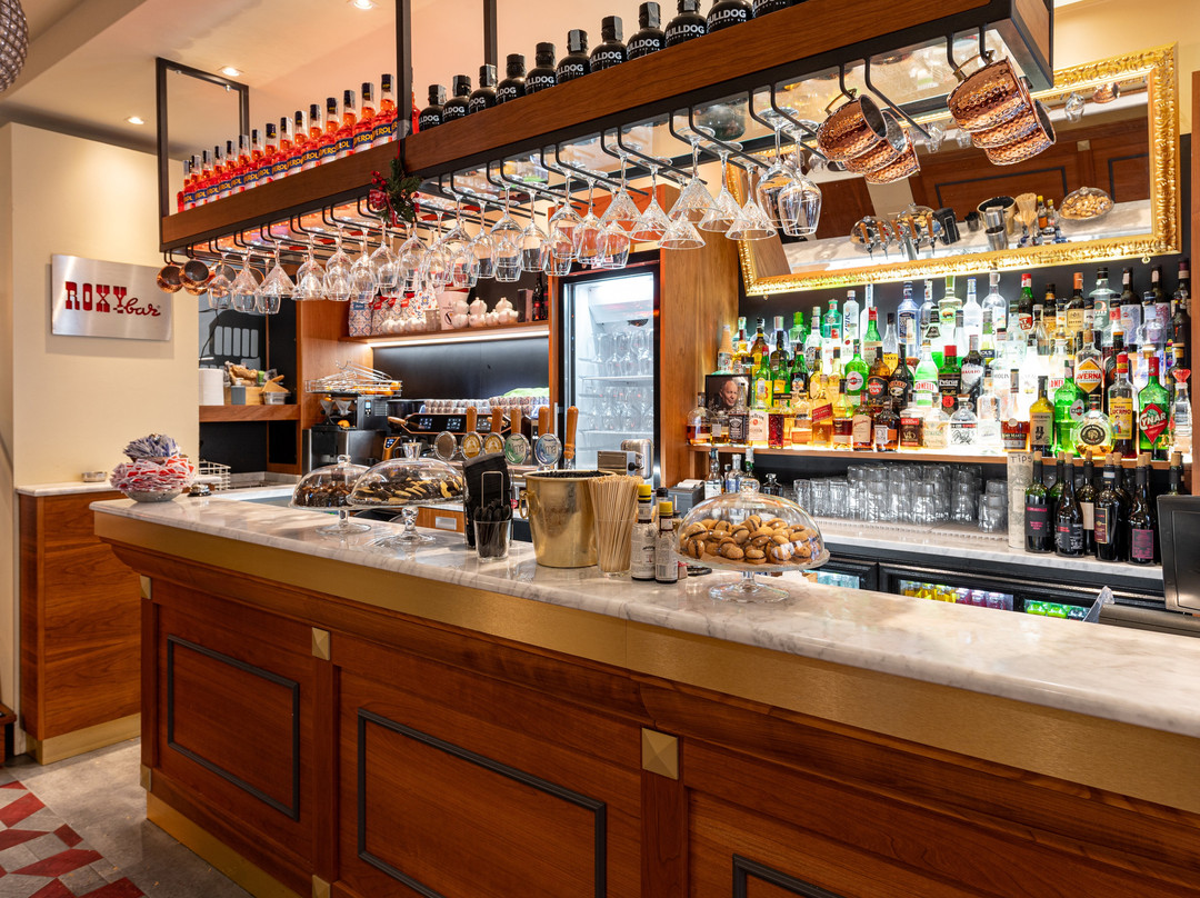 Roxy Bar - Famiglia 051