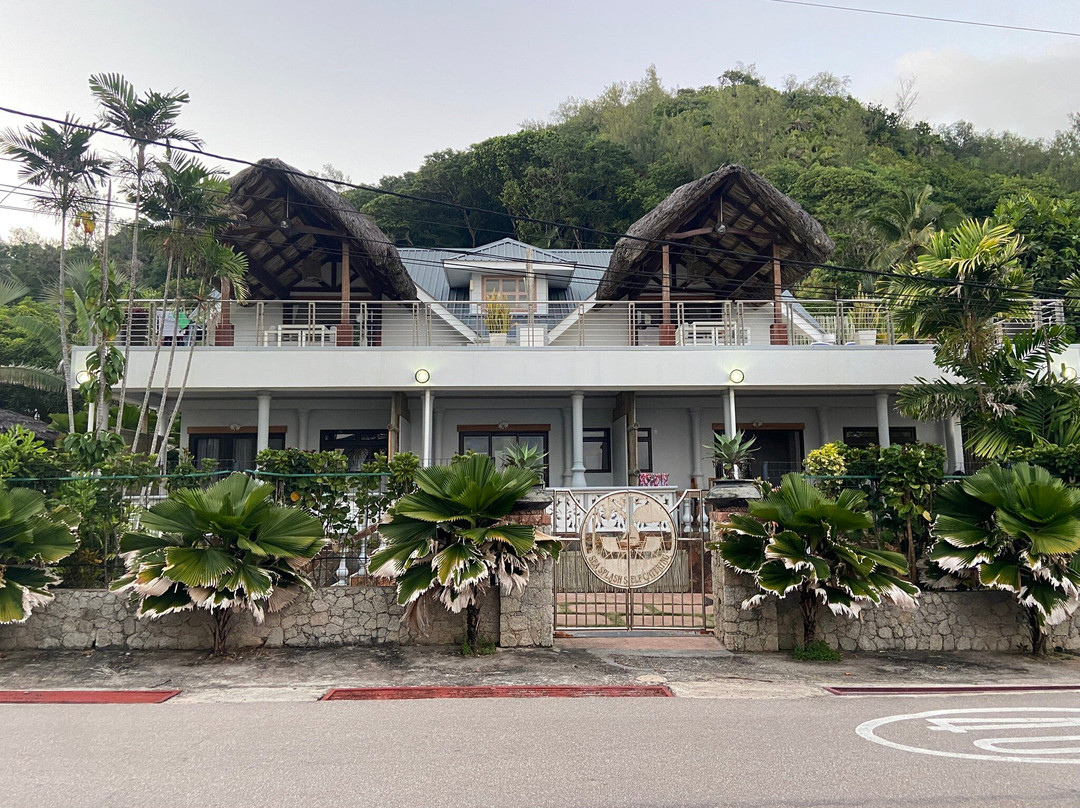 La Petite Maison And Sea Splash主图